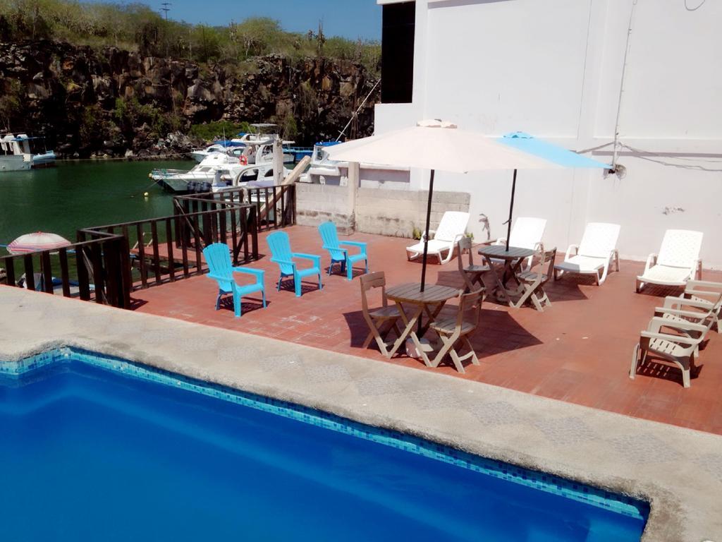 Hostal Castro Galapagos Puerto Ayora  Zewnętrze zdjęcie