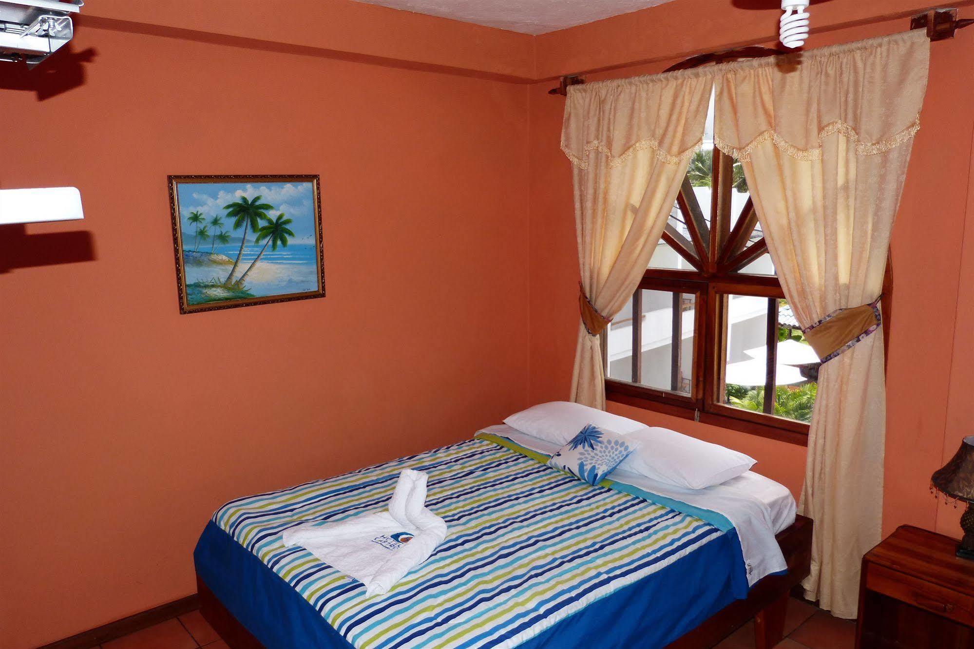 Hostal Castro Galapagos Puerto Ayora  Zewnętrze zdjęcie