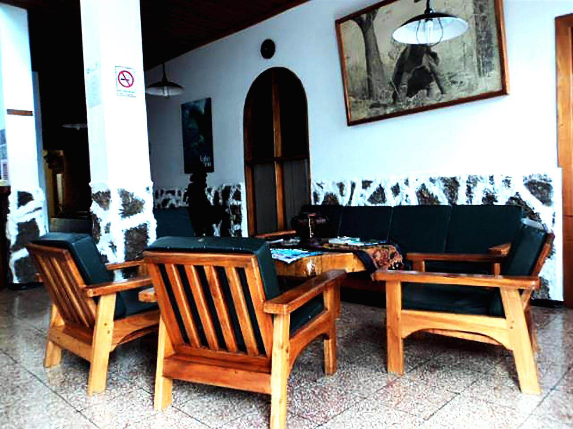 Hostal Castro Galapagos Puerto Ayora  Zewnętrze zdjęcie